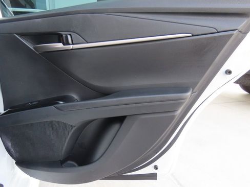 Used 2025 Toyota Camry SE image 26