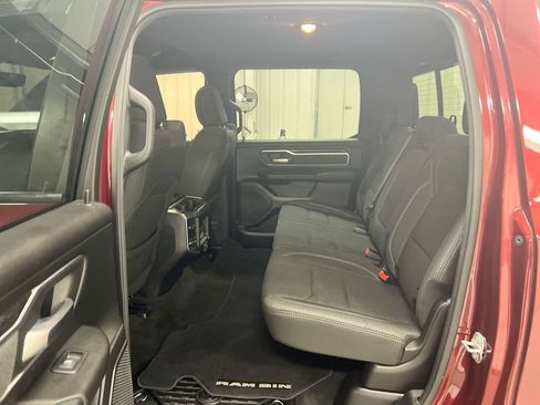 Used 2019 RAM 1500 Big Horn AWD/4WD image 23