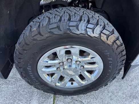 Used 2016 Chevrolet Silverado 2500 LTZ image 35