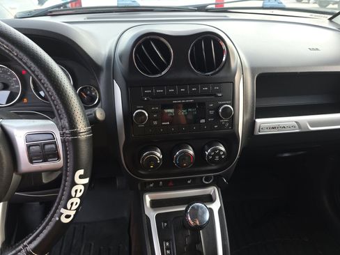 Used 2015 Jeep Compass High Altitude image 7