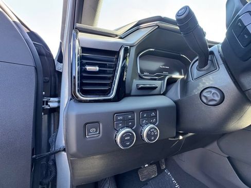 Used 2024 GMC Sierra 1500 Denali AWD/4WD image 21