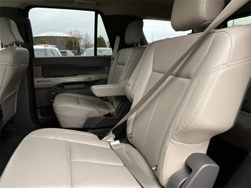 Used 2020 Ford Expedition XLT w/ Equipment Group 202A image 23