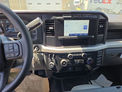 New 2024 Ford F450 XL w/ Snow Plow Prep Package AWD/4WD image 20