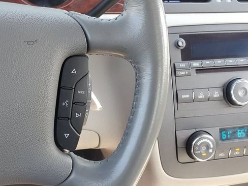 Used 2006 Buick Lucerne CXL w/ Luxury Package FWD image 17