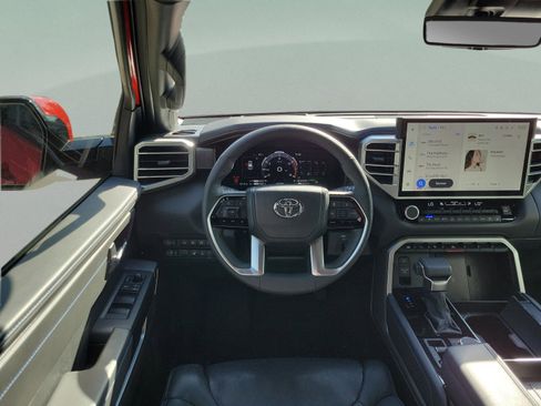Certified 2025 Toyota Sequoia Platinum AWD/4WD image 8