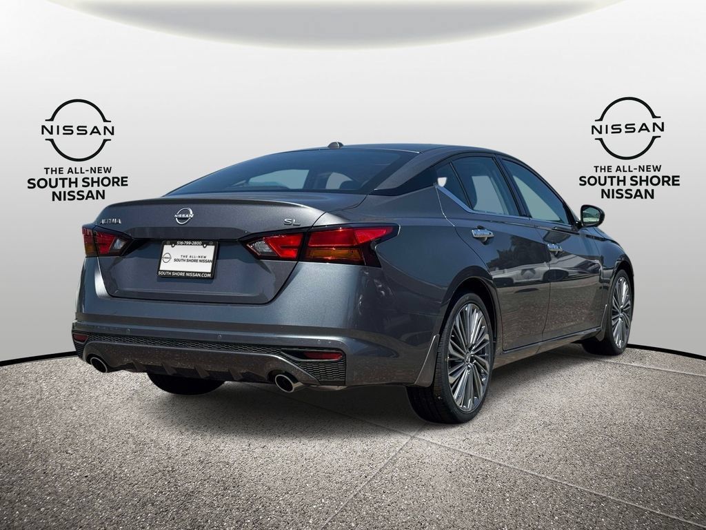 Certified 2025 Nissan Altima 2.5 SL FWD image 5