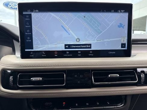 Used 2023 Lincoln Nautilus AWD w/ Premium Package image 24