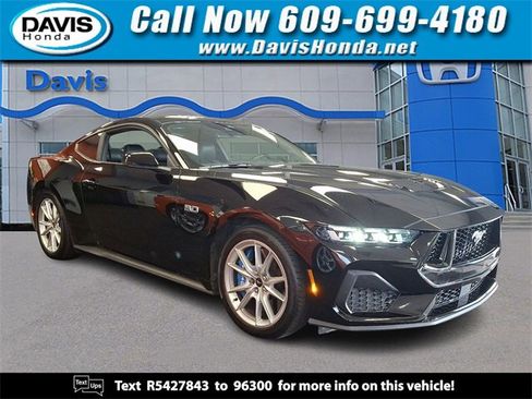 Used 2024 Ford Mustang GT Premium image 1