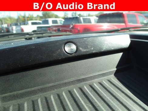 Used 2020 Ford F350 Lariat w/ Lariat Value Package image 16