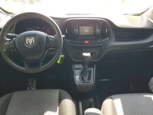 Used 2022 RAM ProMaster City Tradesman FWD image 11