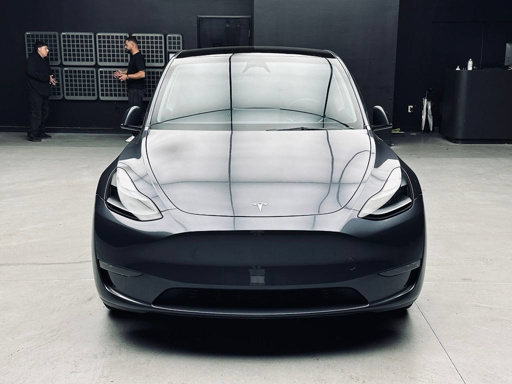 Used 2023 Tesla Model Y Long Range AWD/4WD image 11