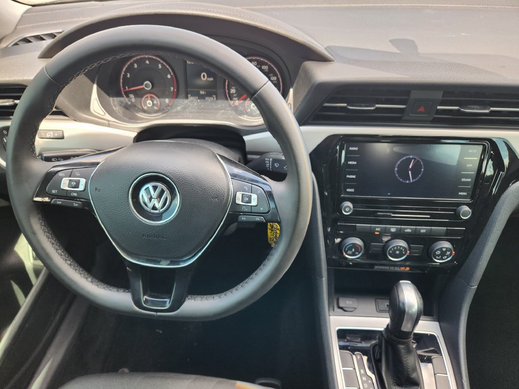 Used 2021 Volkswagen Passat 2.0T S w/ Luggage Net & Mats Package FWD image 21