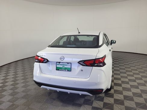Used 2025 Nissan Versa S w/ Trunk Package FWD image 7