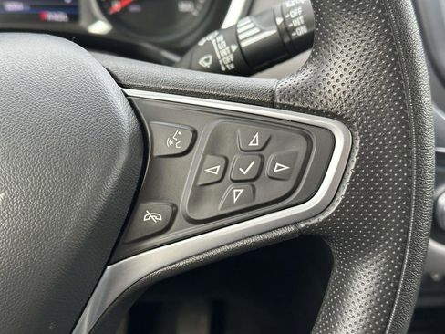 Used 2023 Chevrolet Equinox LS w/ LS Convenience Package image 19