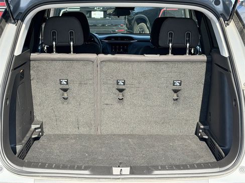 Used 2023 Chevrolet TrailBlazer LT image 28