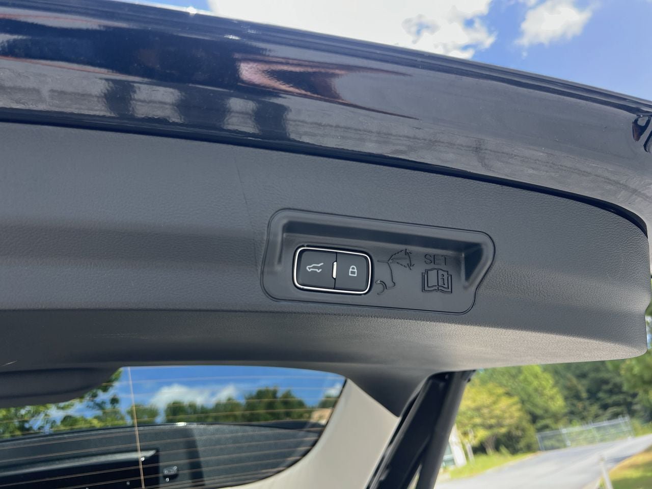 New 2026 Ford Explorer Active RWD image 19