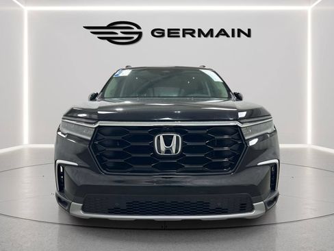 Used 2024 Honda Pilot Elite image 2