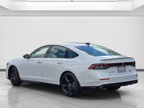 Certified 2025 Honda Accord Sport image 7