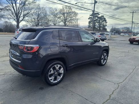 Used 2018 Jeep Compass Limited image 5