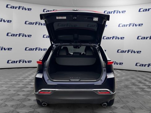 Used 2022 Toyota Venza Limited w/ Advanced Technology Package image 11