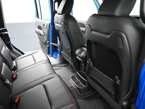 New 2026 Jeep Wrangler Unlimited Rubicon 392 w/ Quick Order Package 27X Moab AWD/4WD image 21