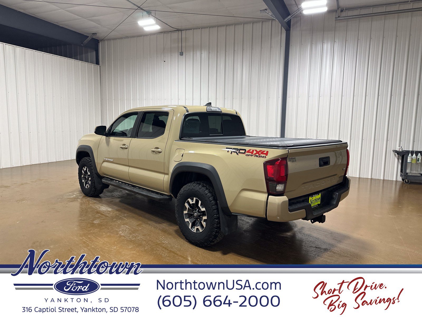 Used 2019 Toyota Tacoma TRD Off-Road AWD/4WD image 5