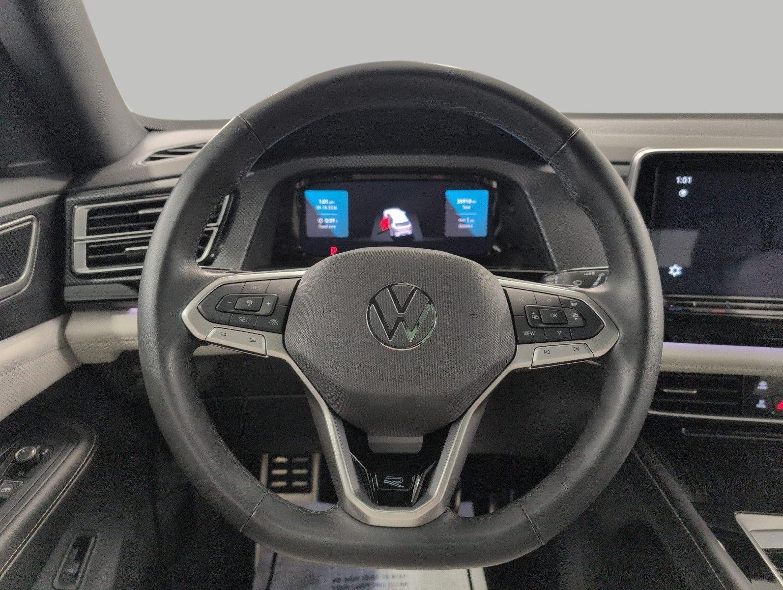 Used 2025 Volkswagen Atlas Cross Sport SEL Premium R-Line AWD/4WD image 6