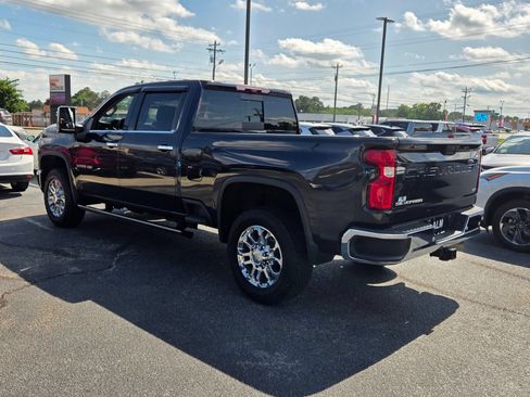 Used 2024 Chevrolet Silverado 2500 LTZ w/ LTZ Premium Package AWD/4WD image 9