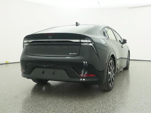 New 2026 Toyota Prius Plug-In Hybrid FWD image 52