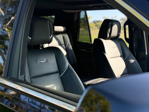 Used 2024 Cadillac Escalade Premium Luxury w/ LPO, Floor Liner Package image 28