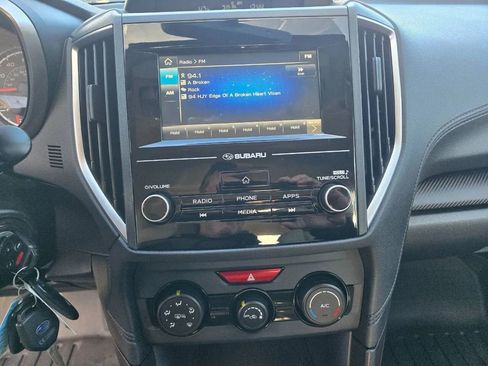 Used 2017 Subaru Impreza 2.0i Premium image 22