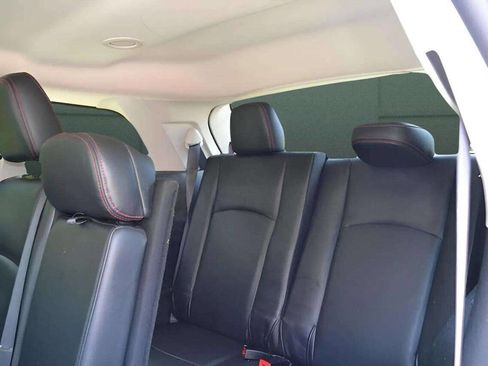 Used 2017 Dodge Journey GT image 18