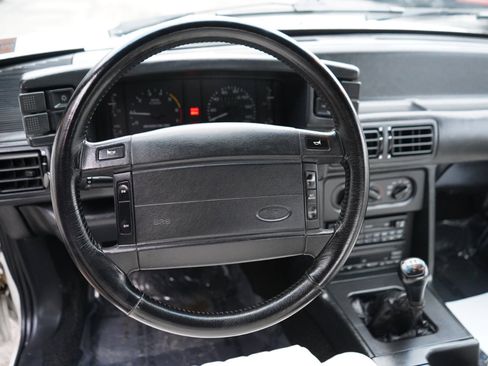 Used 1993 Ford Mustang LX image 35