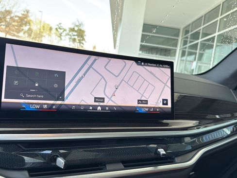 Certified 2024 BMW X5 xDrive40i w/ Premium Package image 23