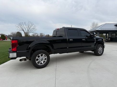 Used 2020 Ford F350 Lariat w/ Chrome Package image 5