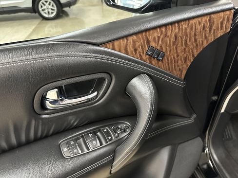 Used 2020 Nissan Armada SL w/ Premium Package image 45