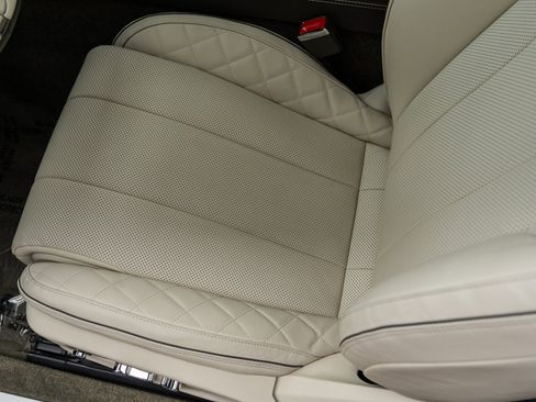 Used 2022 Bentley Continental GT image 26