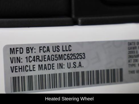 Used 2021 Jeep Grand Cherokee Laredo X image 38