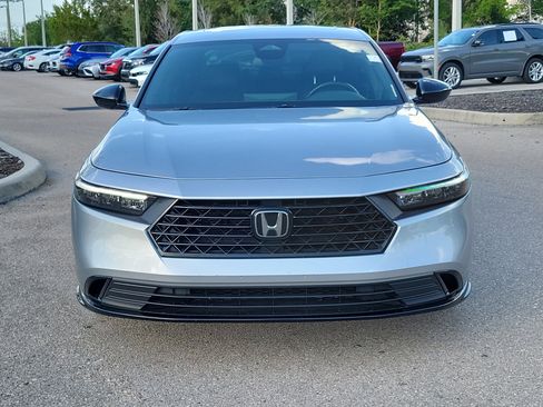 Used 2023 Honda Accord Sport image 2
