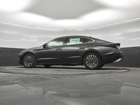 New 2026 Hyundai Sonata SEL FWD image 35