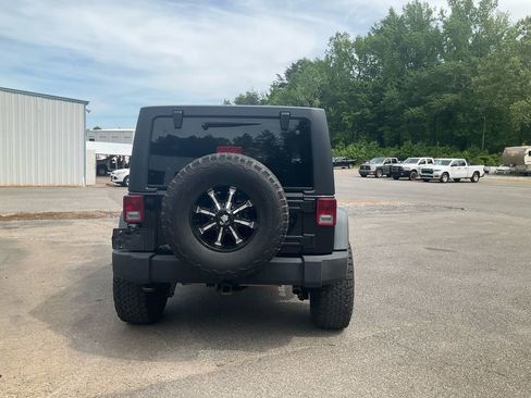 Used 2014 Jeep Wrangler Unlimited Sport w/ Quick Order Package 24S AWD/4WD image 5