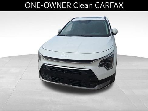 Used 2023 Kia Niro SX Touring FWD image 6