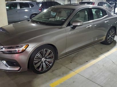 Used 2019 Volvo S60 T6 Inscription
