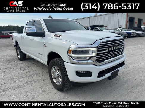 Used 2024 RAM 2500 Laramie AWD/4WD image 1