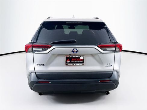 Used 2024 Toyota RAV4 LE image 10