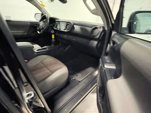 Used 2021 Toyota Tacoma SR AWD/4WD image 23