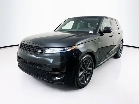 Used 2025 Land Rover Range Rover Sport SE image 1