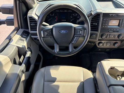 Used 2020 Ford F550 4x4 SuperCab Super Duty image 40