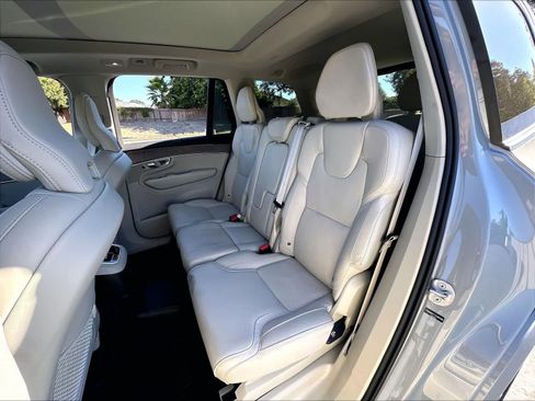 Used 2026 Volvo XC90 T8 Ultra w/ Protection Package Premier AWD/4WD image 29