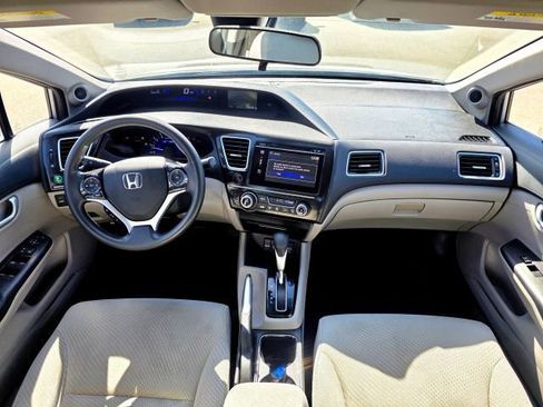 Used 2014 Honda Civic Hybrid Sedan image 9